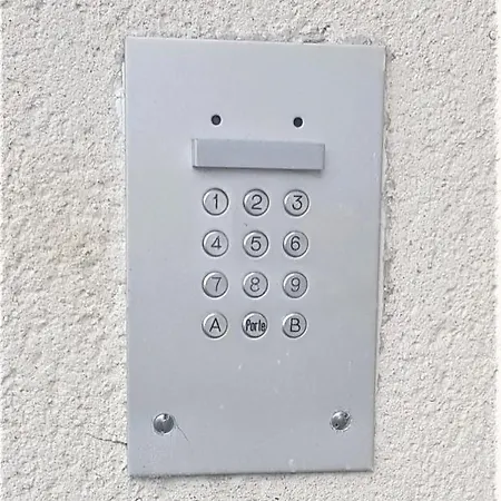 Nid Douillet Plein De Charme Avec Parking Gratuit Apartment Chantilly