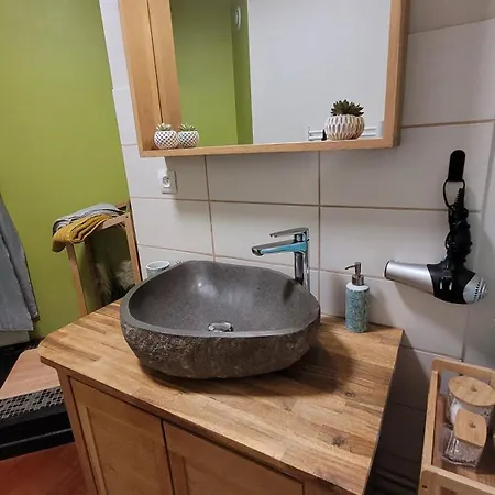 Nid Douillet Plein De Charme Avec Parking Gratuit Apartment
