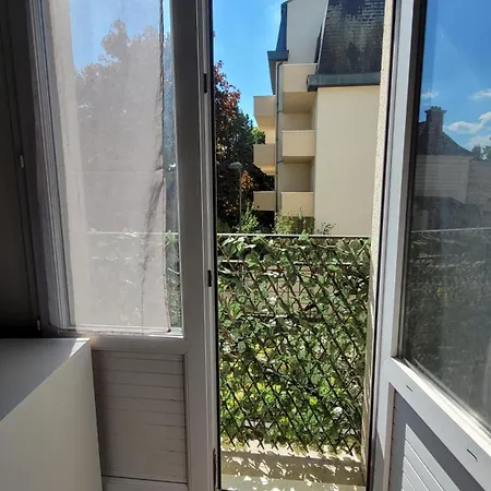 Nid Douillet Plein De Charme Avec Parking Gratuit Apartment Chantilly