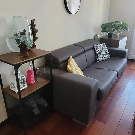 Apartment Nid Douillet Plein De Charme Avec Parking Gratuit Chantilly